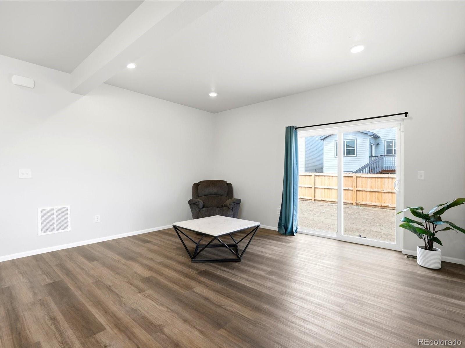 MLS Image #12 for 603  97th avenue,greeley, Colorado