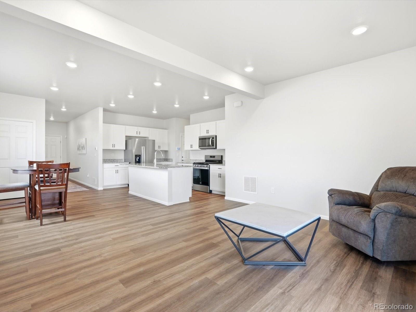 MLS Image #14 for 603  97th avenue,greeley, Colorado