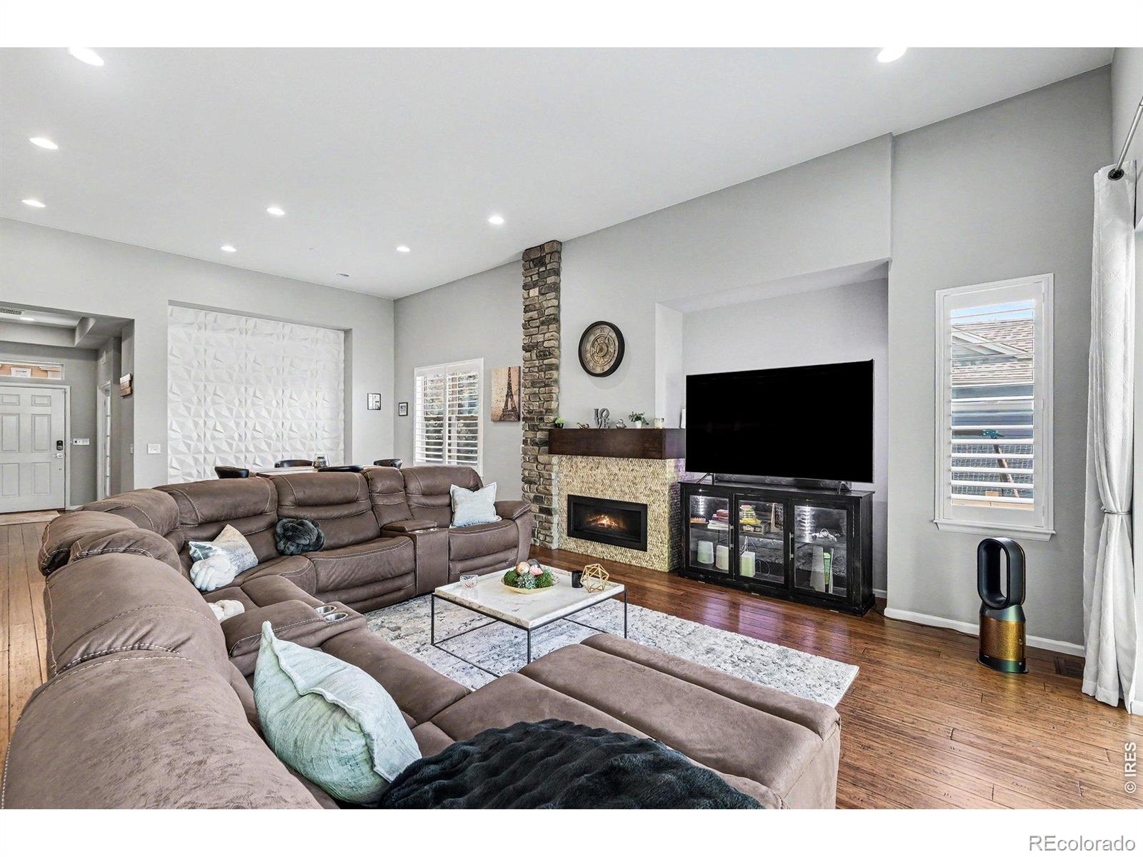 MLS Image #3 for 5481  lulu city drive,timnath, Colorado