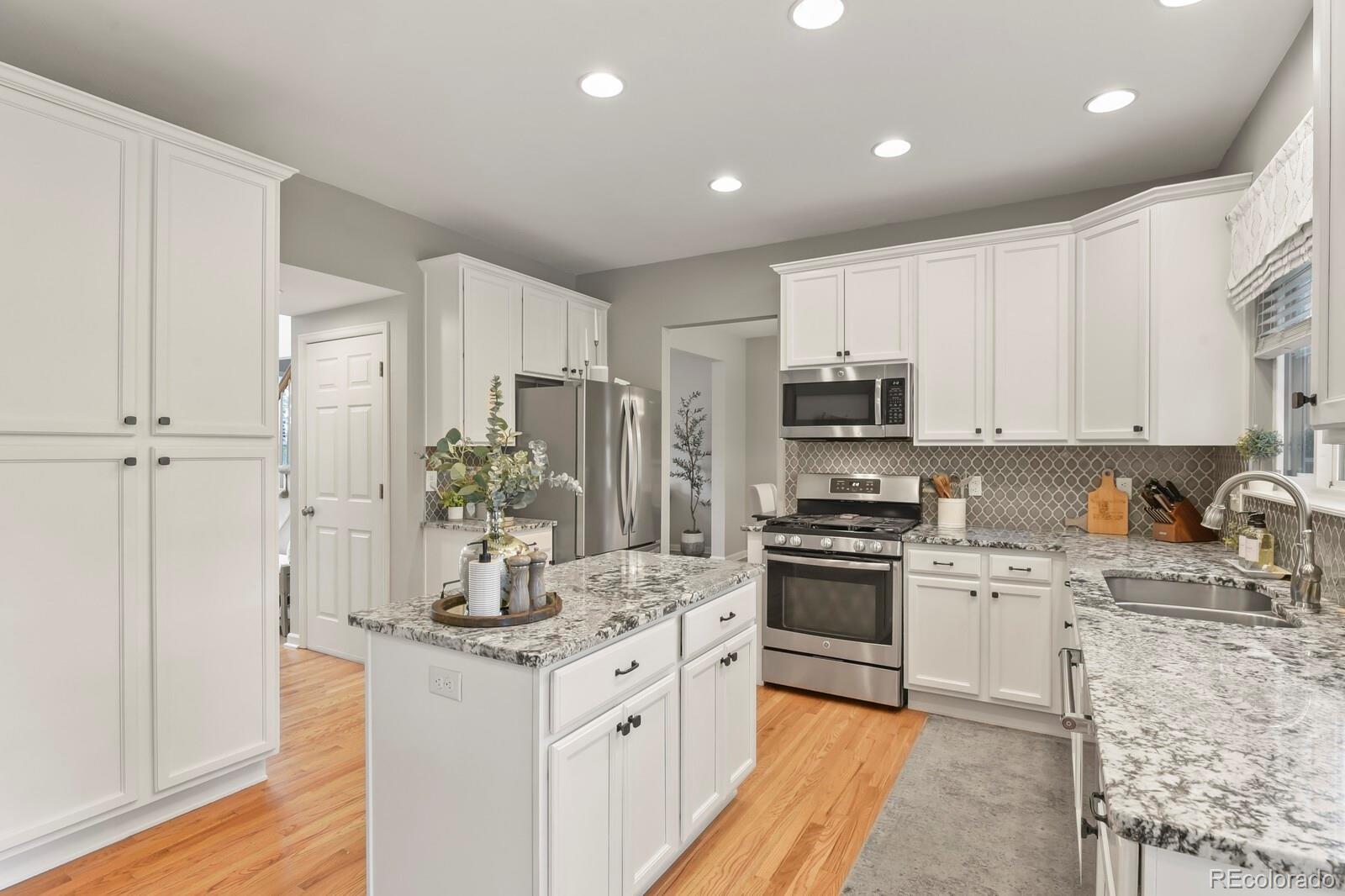 MLS Image #9 for 8980  miners drive,highlands ranch, Colorado