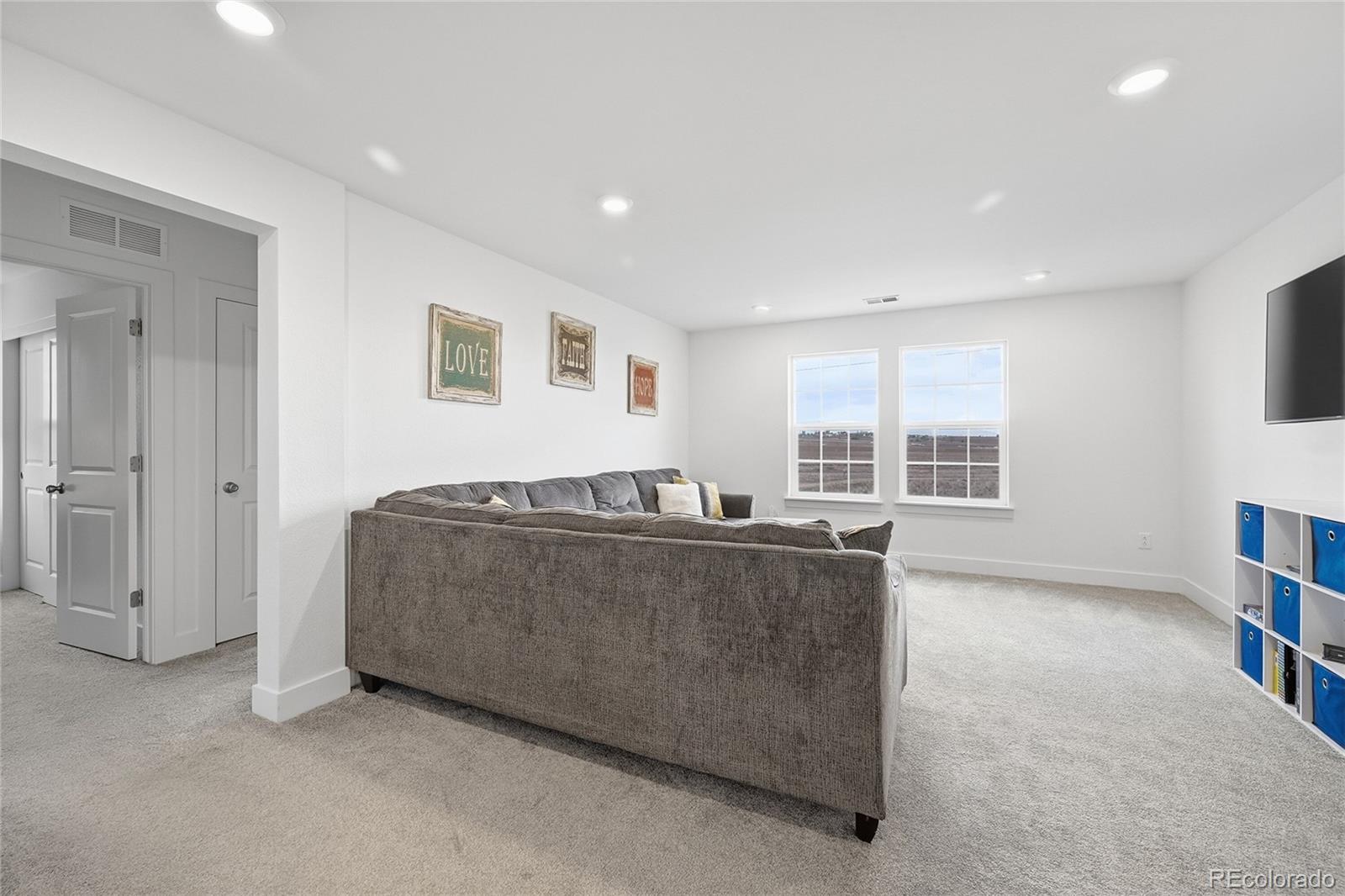 MLS Image #28 for 3309  bluestem street,dacono, Colorado