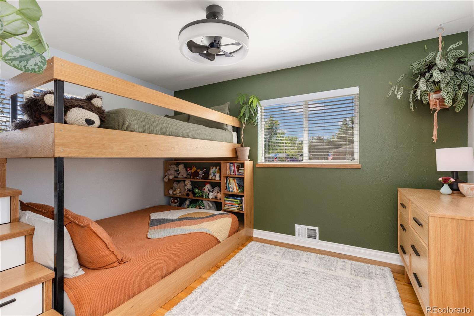 MLS Image #10 for 6110  brooks drive,arvada, Colorado