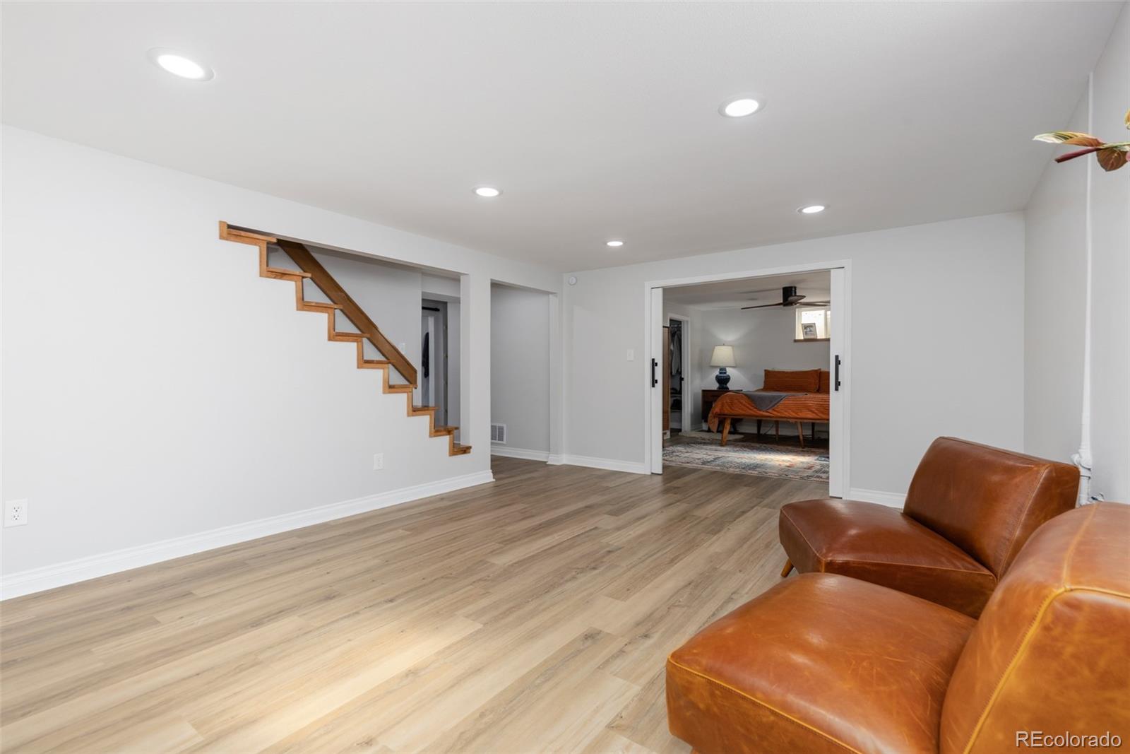 MLS Image #15 for 6110  brooks drive,arvada, Colorado