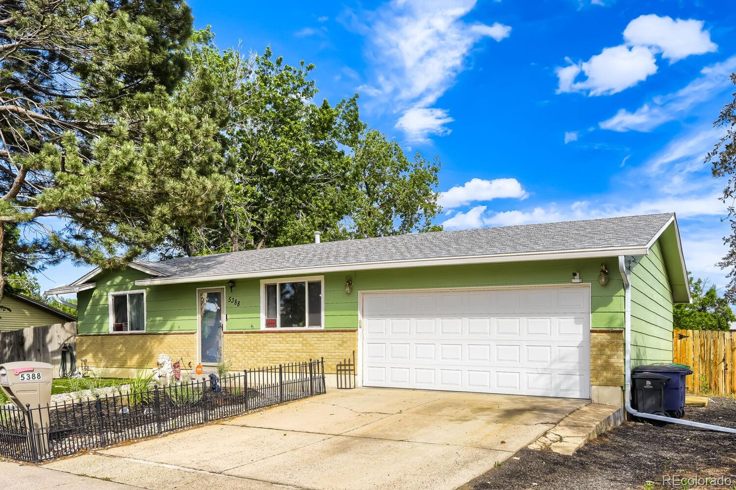 MLS Image #2 for 5388  billings street,denver, Colorado