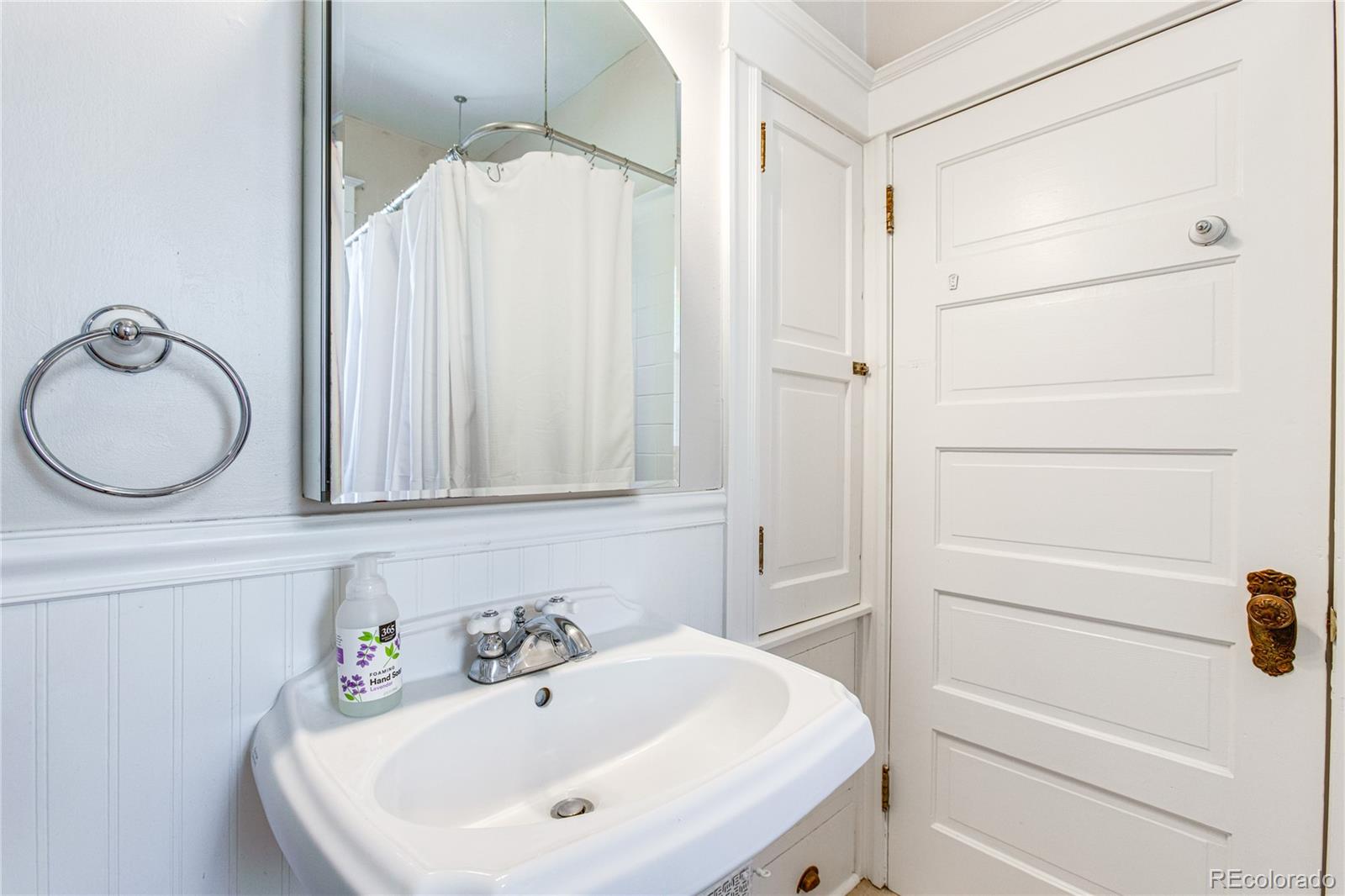 MLS Image #15 for 719 s clarkson street,denver, Colorado