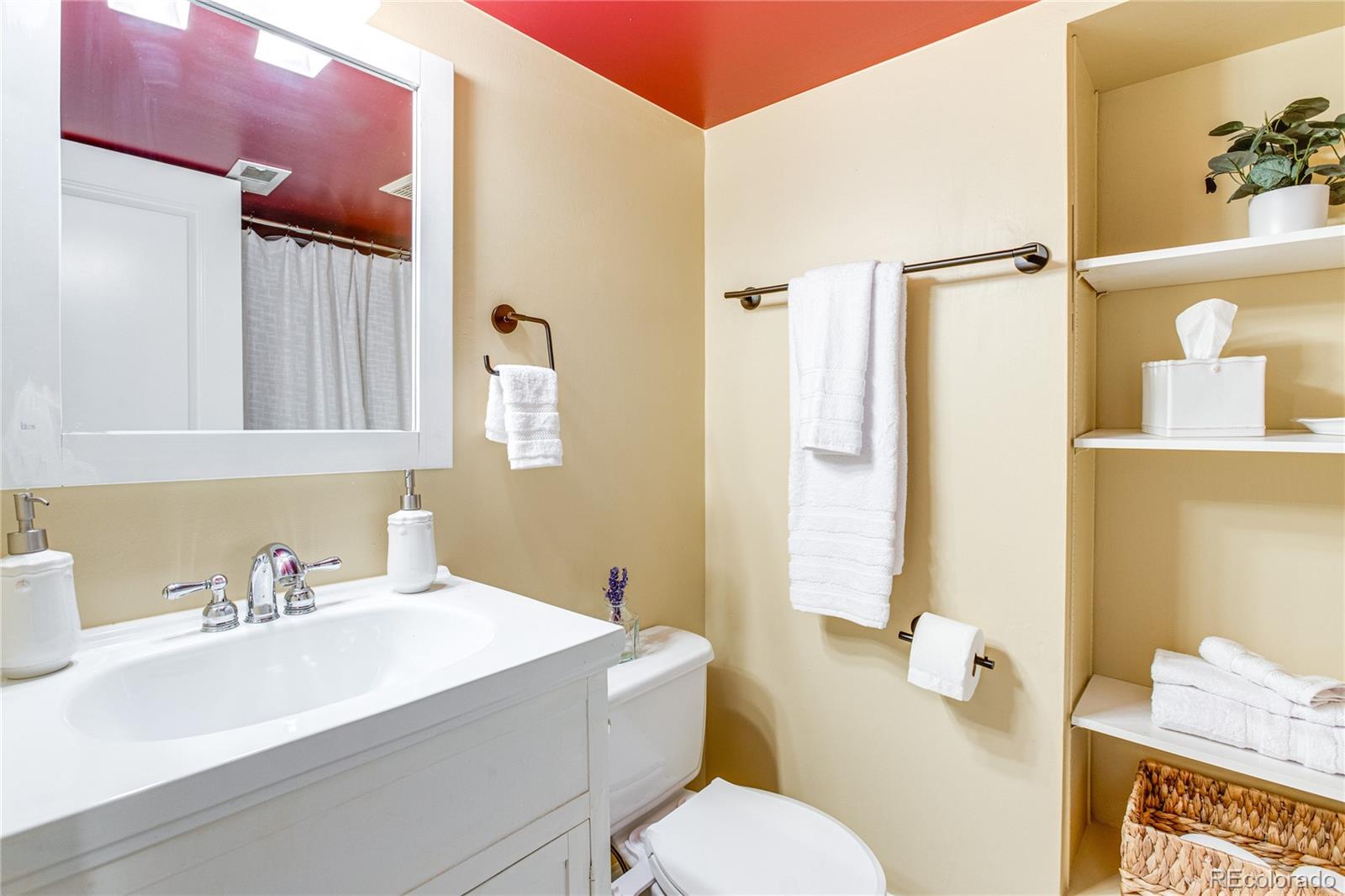 MLS Image #23 for 719 s clarkson street,denver, Colorado