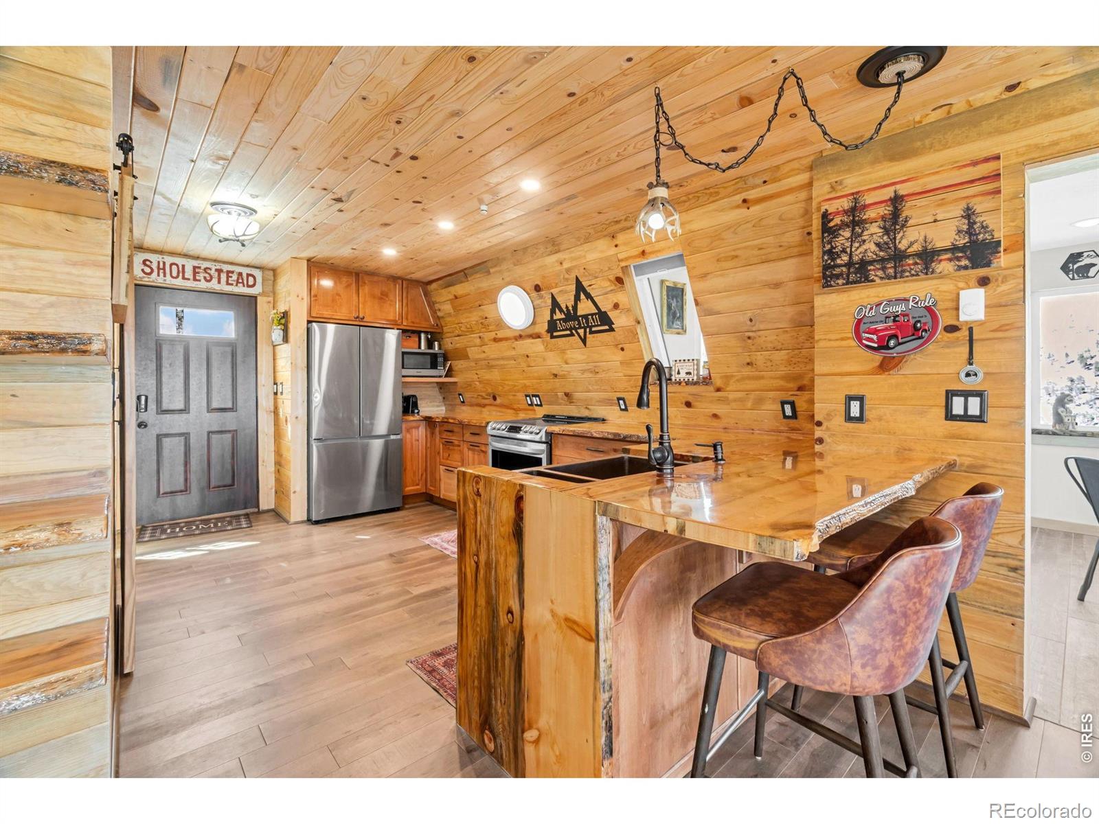 MLS Image #5 for 500  bulwark ridge drive,glen haven, Colorado