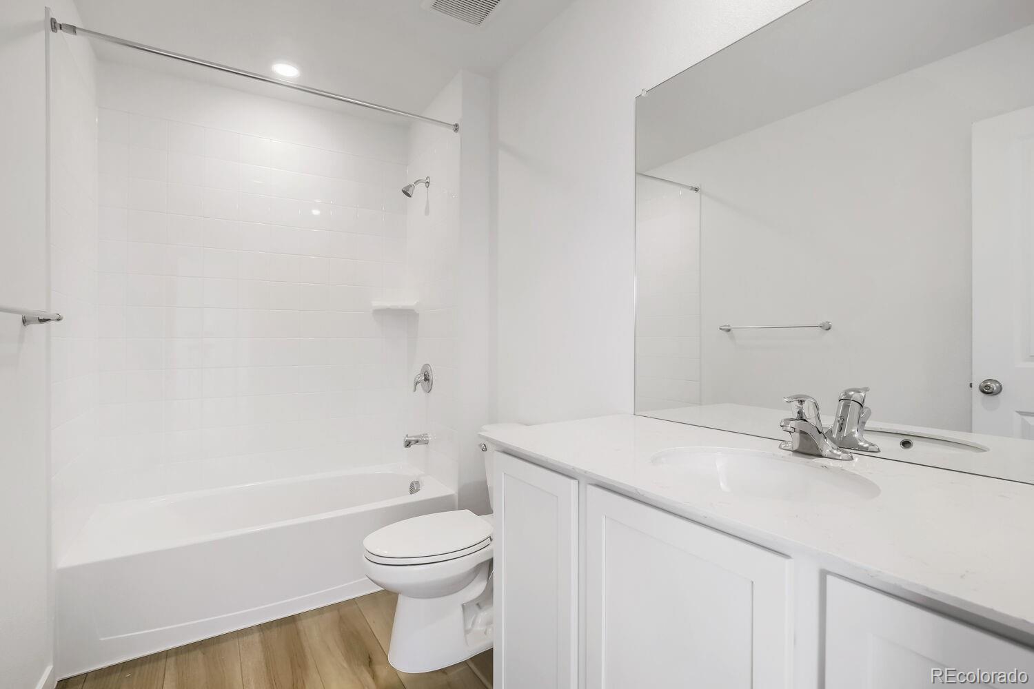MLS Image #10 for 182  mia lane,johnstown, Colorado