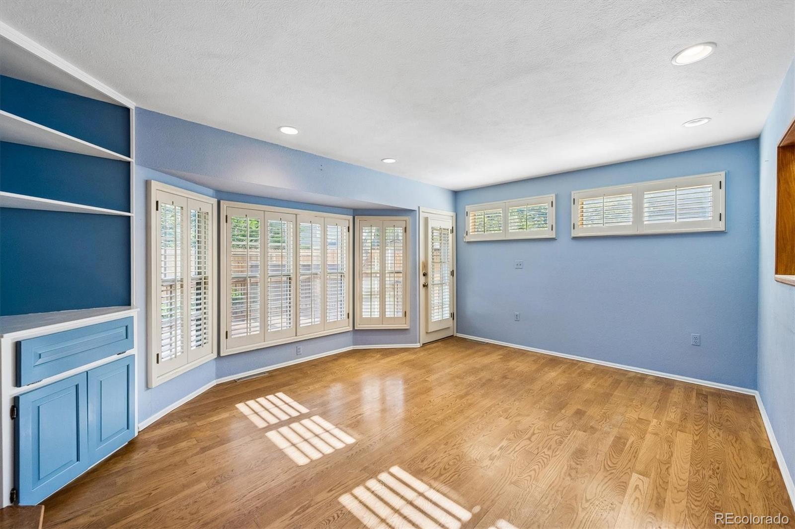 MLS Image #17 for 12210 e vassar drive,aurora, Colorado
