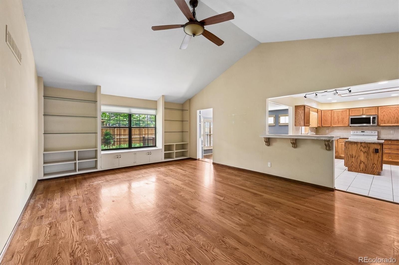 MLS Image #7 for 12210 e vassar drive,aurora, Colorado