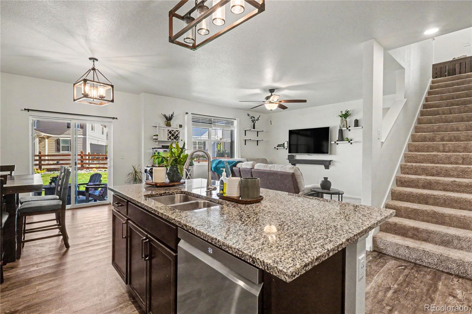 MLS Image #4 for 4452 s ukraine court,aurora, Colorado