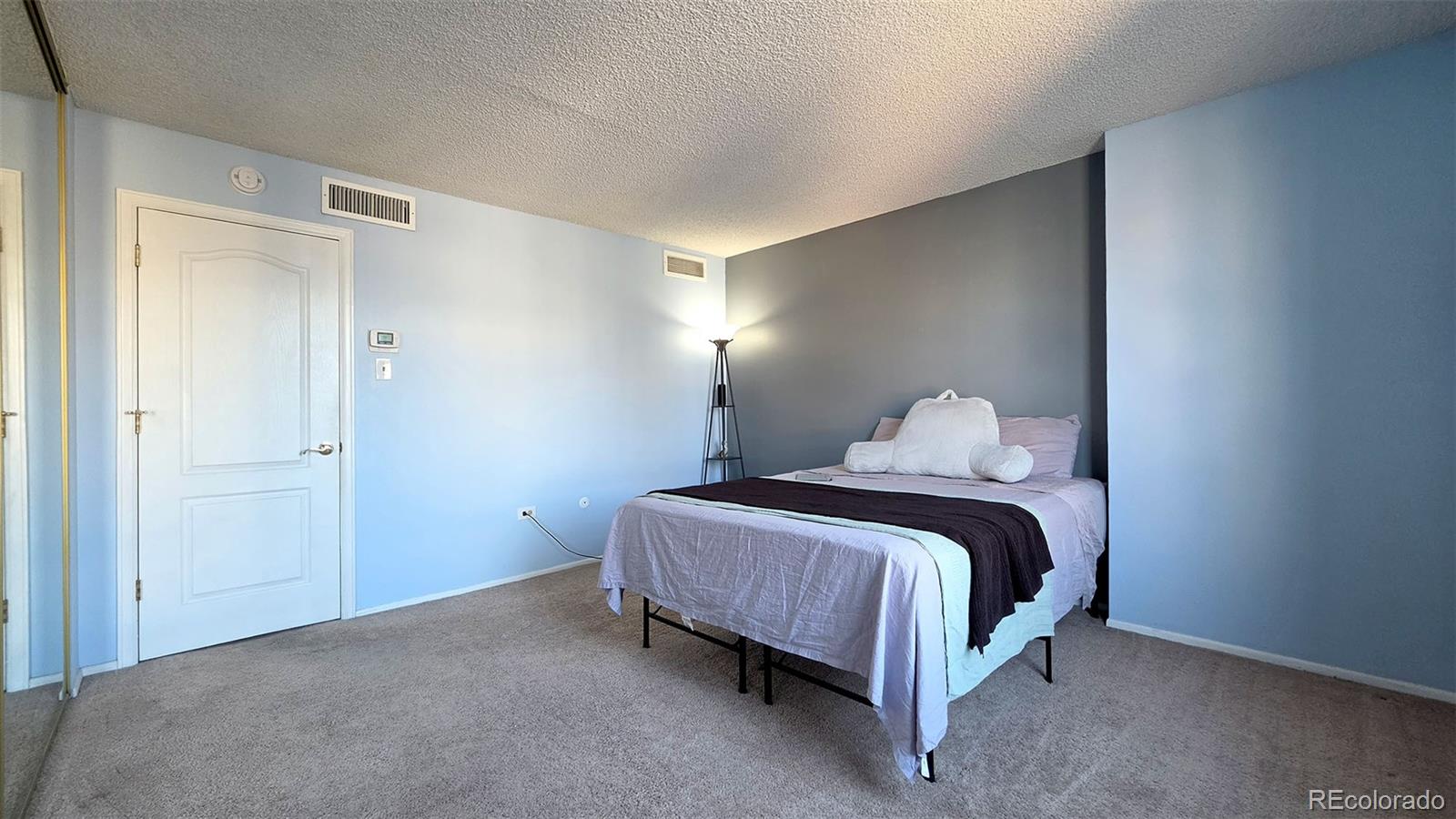 MLS Image #11 for 1020  15th street,denver, Colorado