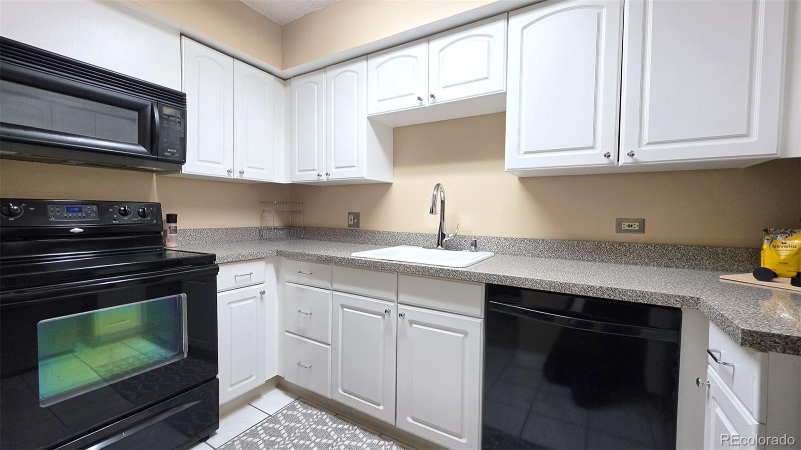 MLS Image #9 for 1020  15th street,denver, Colorado
