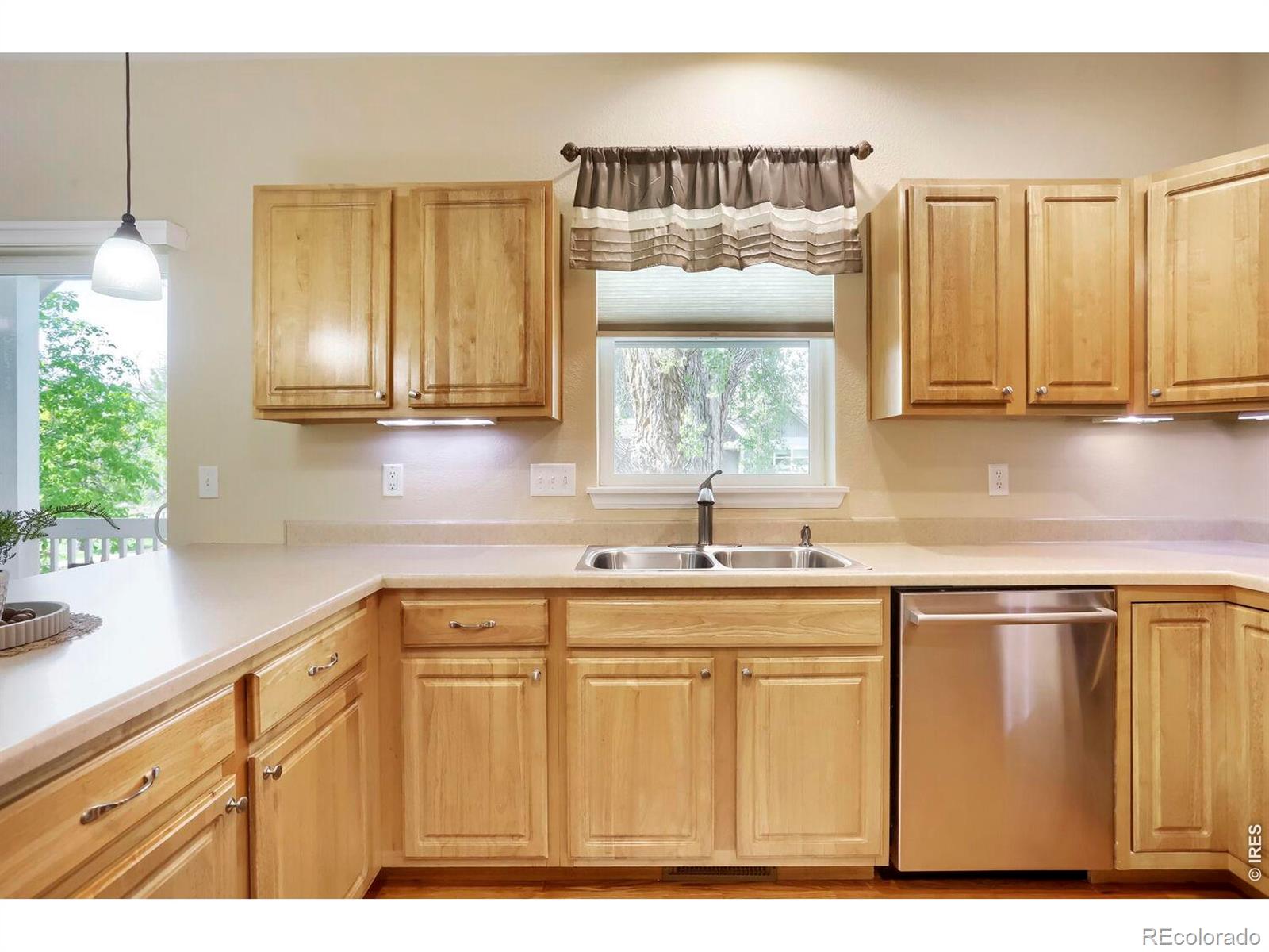 MLS Image #8 for 2261  watersong circle,longmont, Colorado