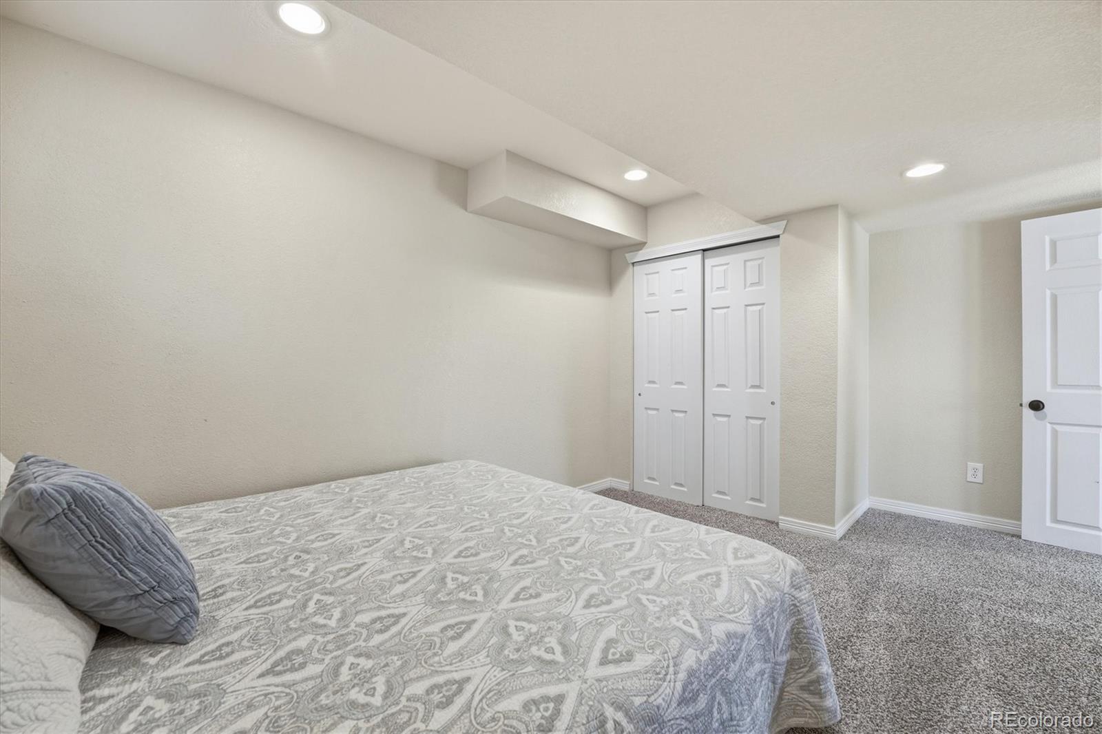 MLS Image #35 for 822  shadowstone drive,highlands ranch, Colorado