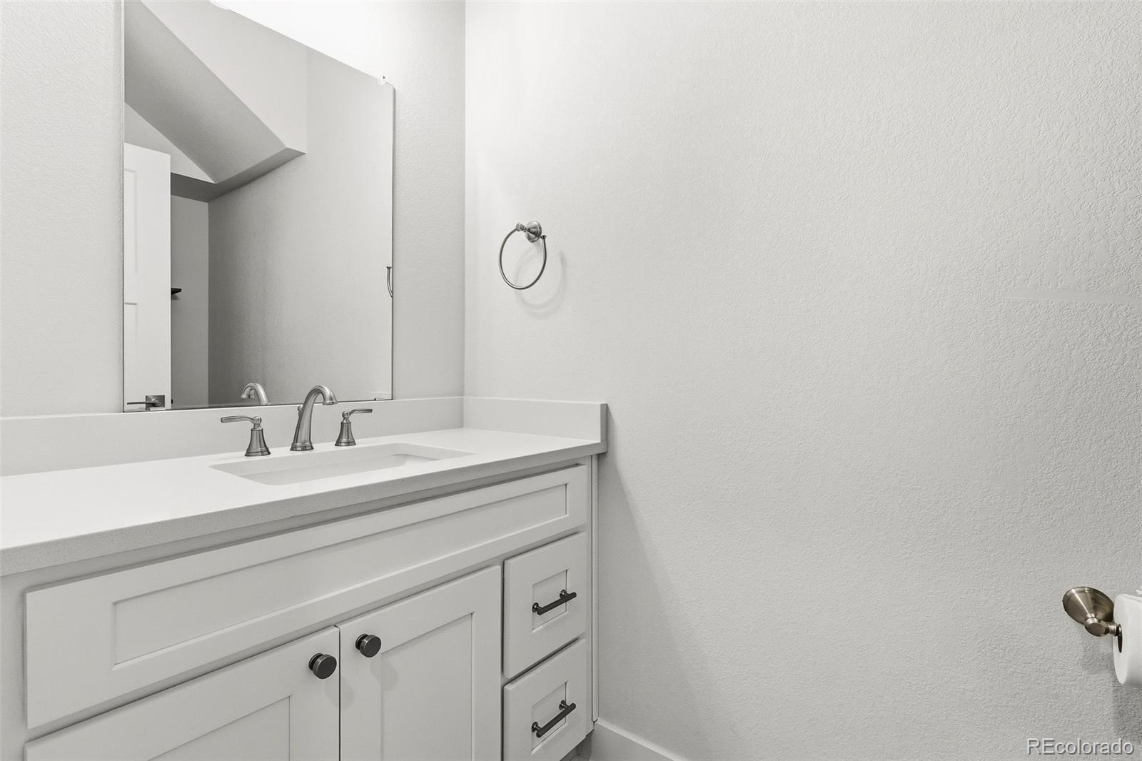 MLS Image #12 for 4125  24th street road,greeley, Colorado