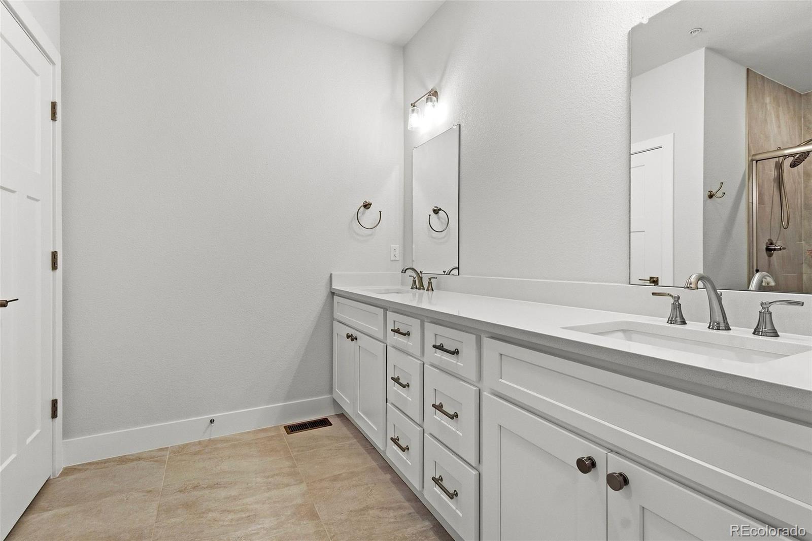 MLS Image #16 for 4125  24th street road,greeley, Colorado