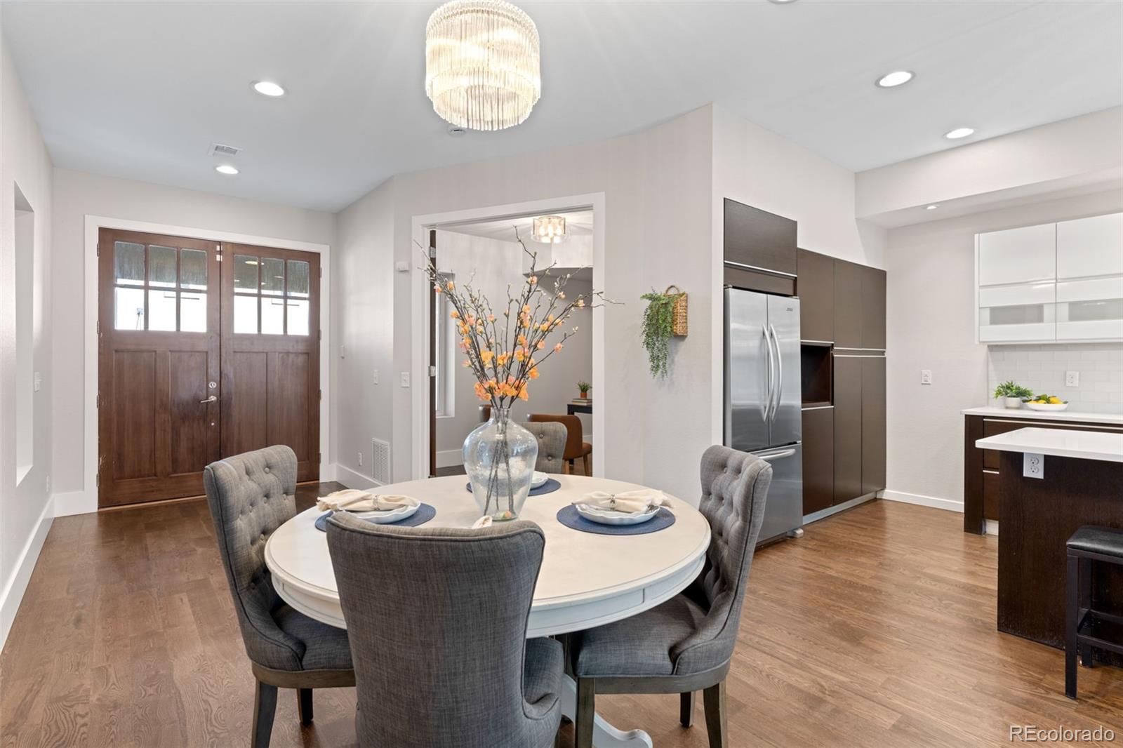 MLS Image #11 for 2521  lawrence street,denver, Colorado