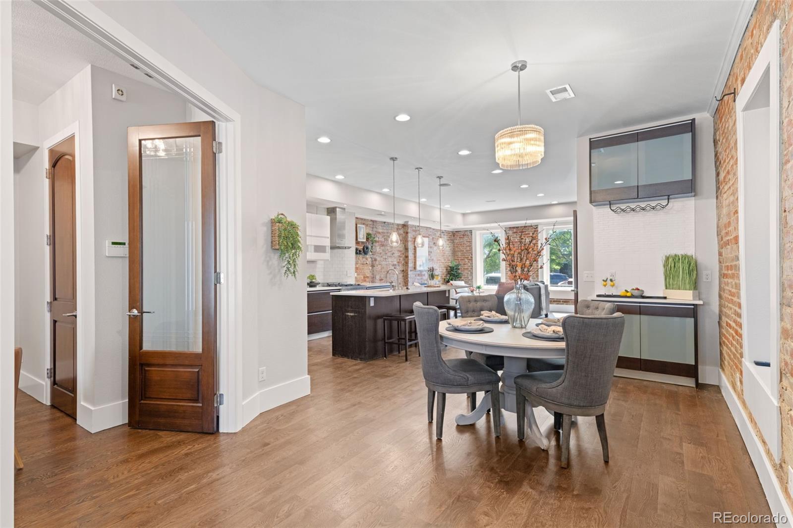 MLS Image #12 for 2521  lawrence street,denver, Colorado