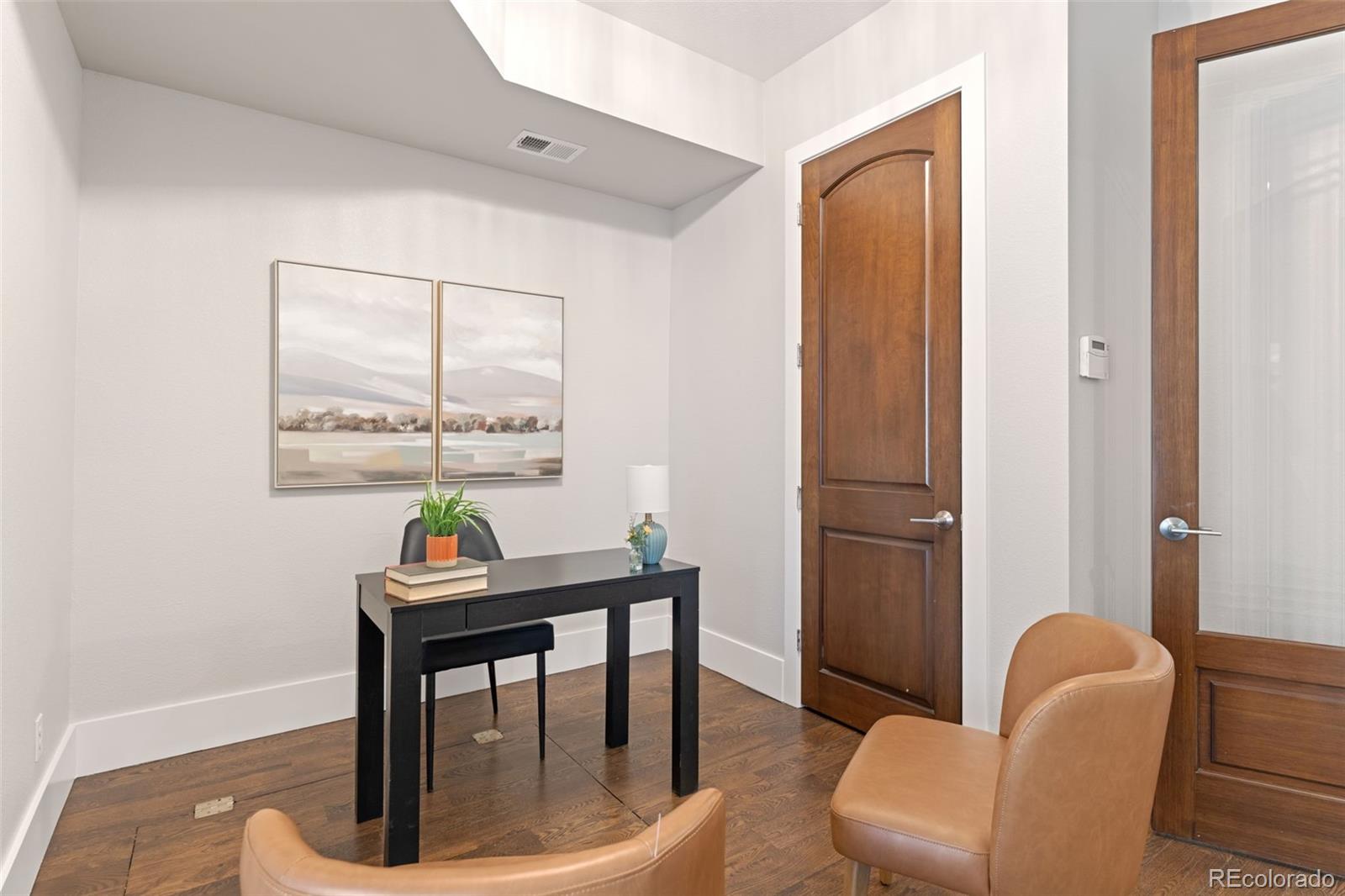MLS Image #14 for 2521  lawrence street,denver, Colorado