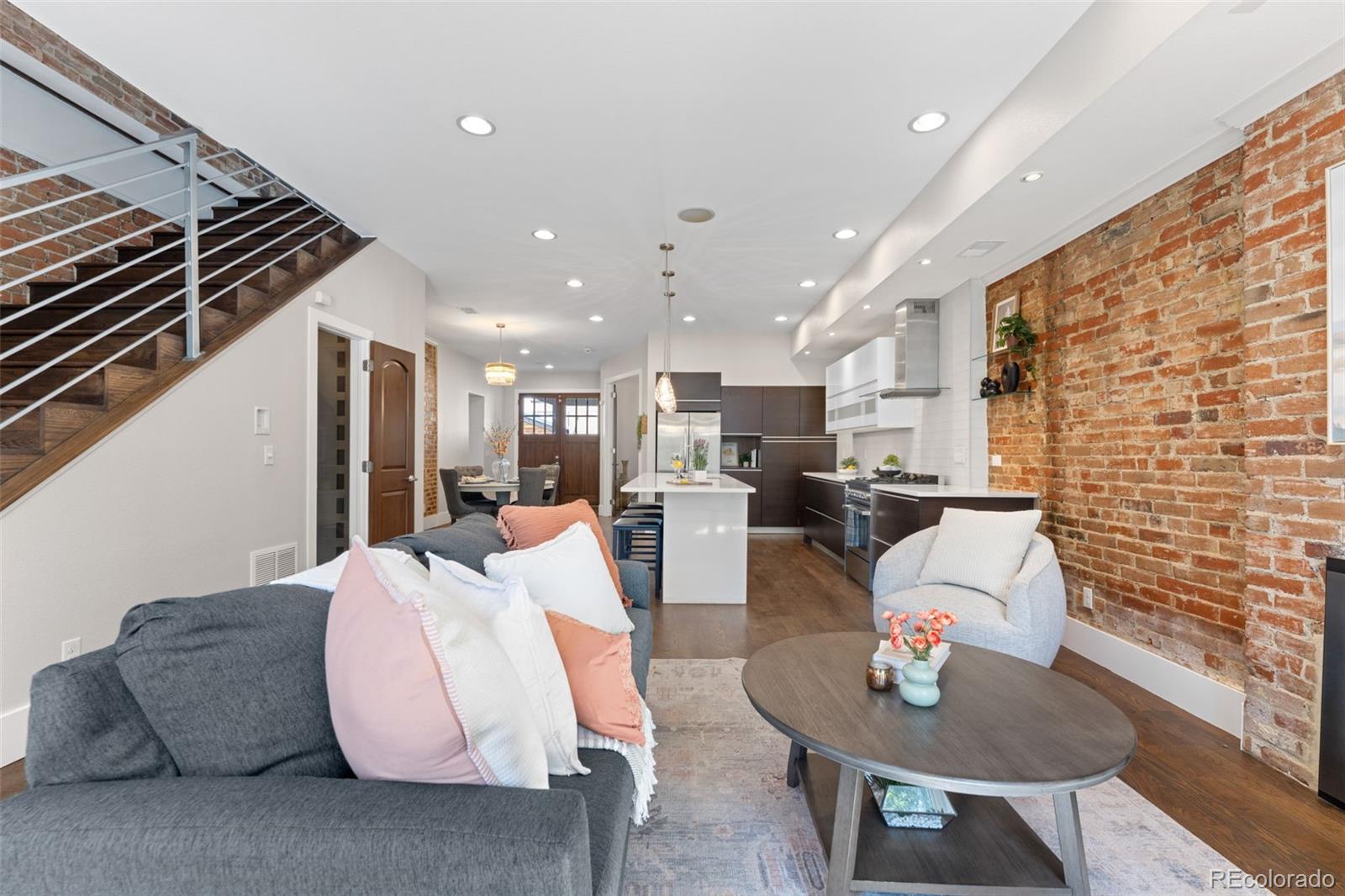 MLS Image #3 for 2521  lawrence street,denver, Colorado