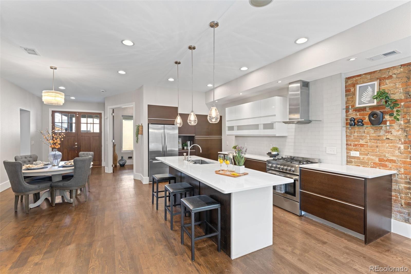MLS Image #6 for 2521  lawrence street,denver, Colorado