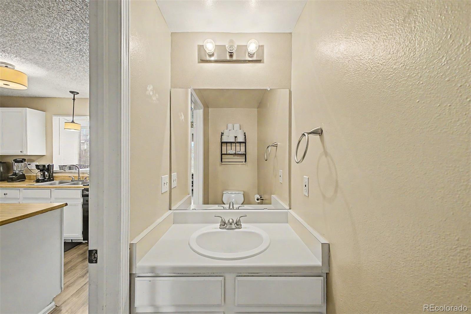 MLS Image #13 for 17125 e chenango avenue d,aurora, Colorado