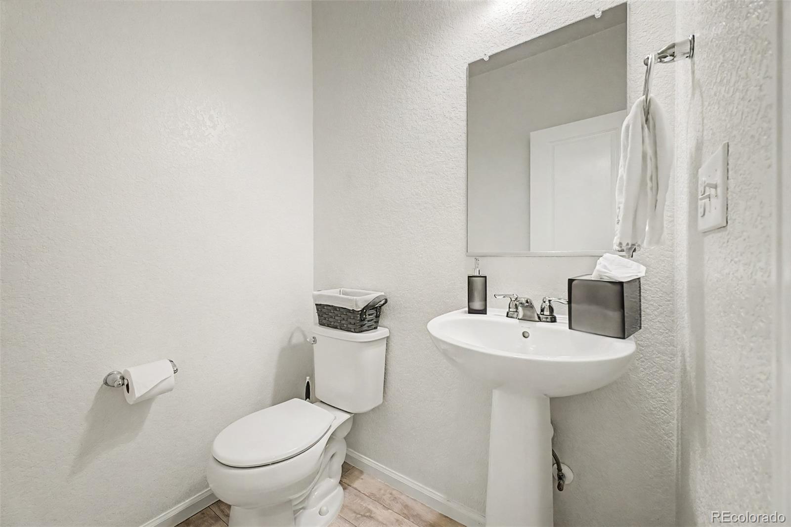 MLS Image #12 for 13657  ash circle,thornton, Colorado