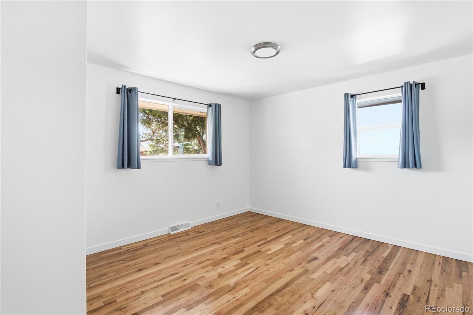 MLS Image #21 for 8461  faraday street,denver, Colorado