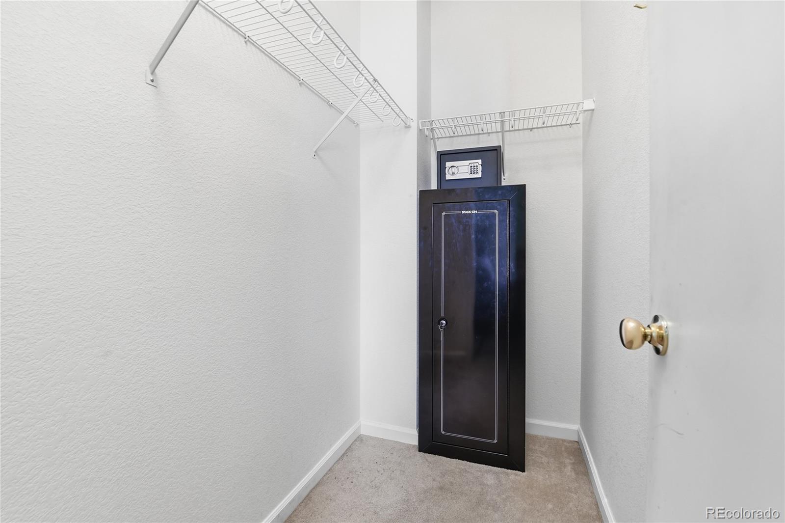 MLS Image #13 for 55470 e 27th place,strasburg, Colorado