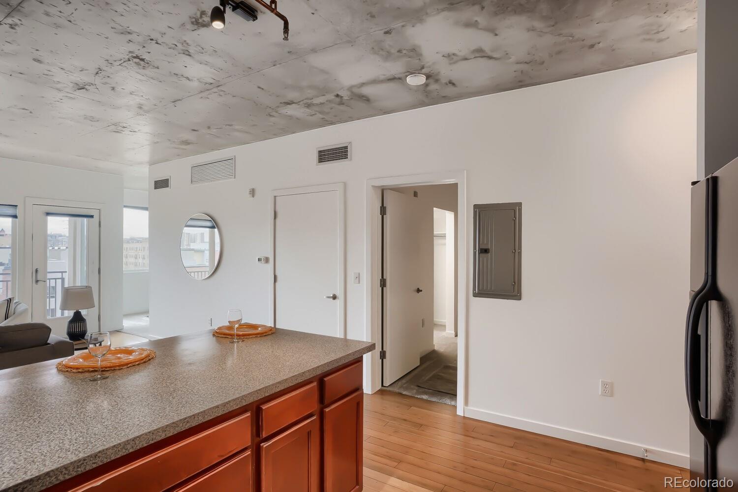 MLS Image #16 for 1475  delgany street 508,denver, Colorado