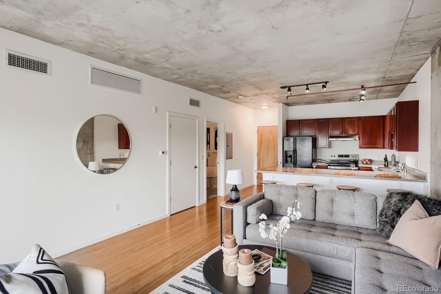 MLS Image #8 for 1475  delgany street 508,denver, Colorado
