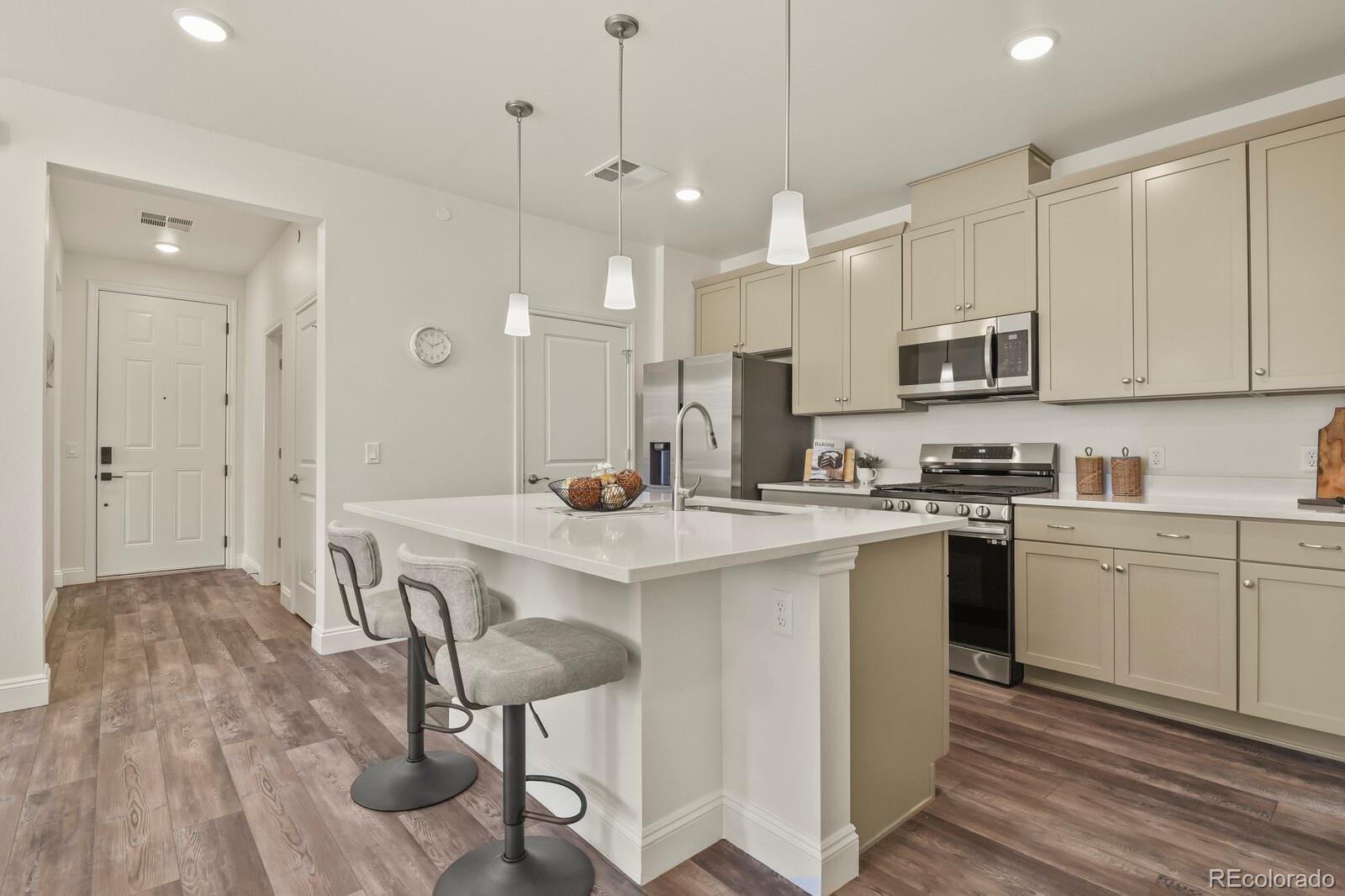 MLS Image #3 for 16841  askins loop 301,parker, Colorado