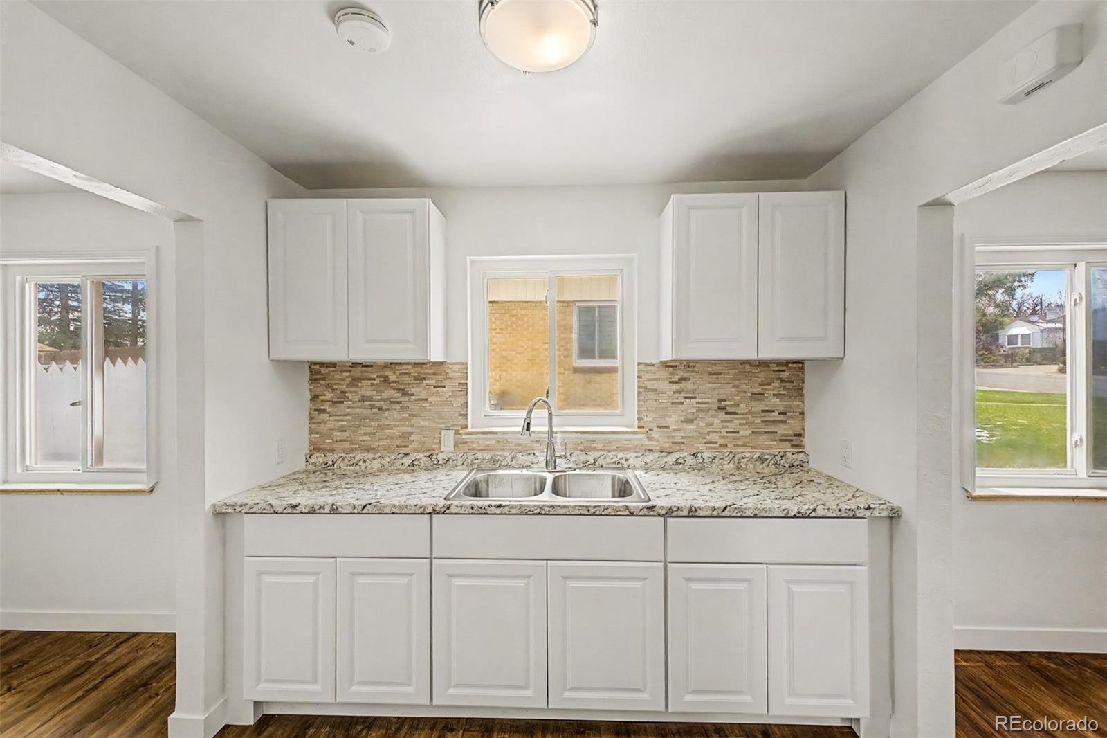 MLS Image #11 for 3440 s dahlia street,denver, Colorado