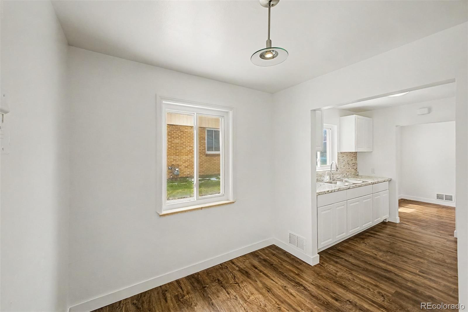 MLS Image #15 for 3440 s dahlia street,denver, Colorado