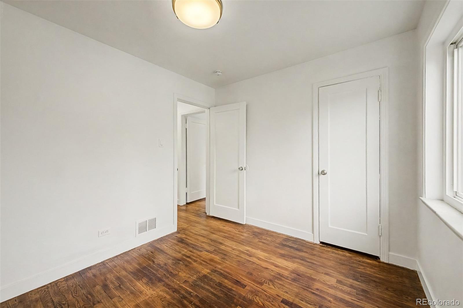 MLS Image #19 for 3440 s dahlia street,denver, Colorado