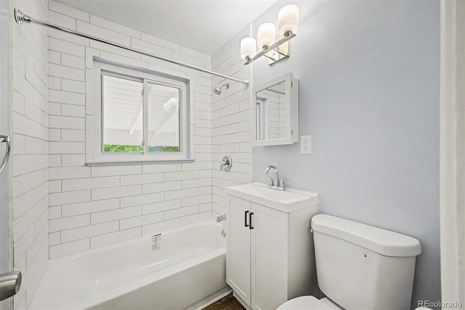 MLS Image #23 for 3440 s dahlia street,denver, Colorado