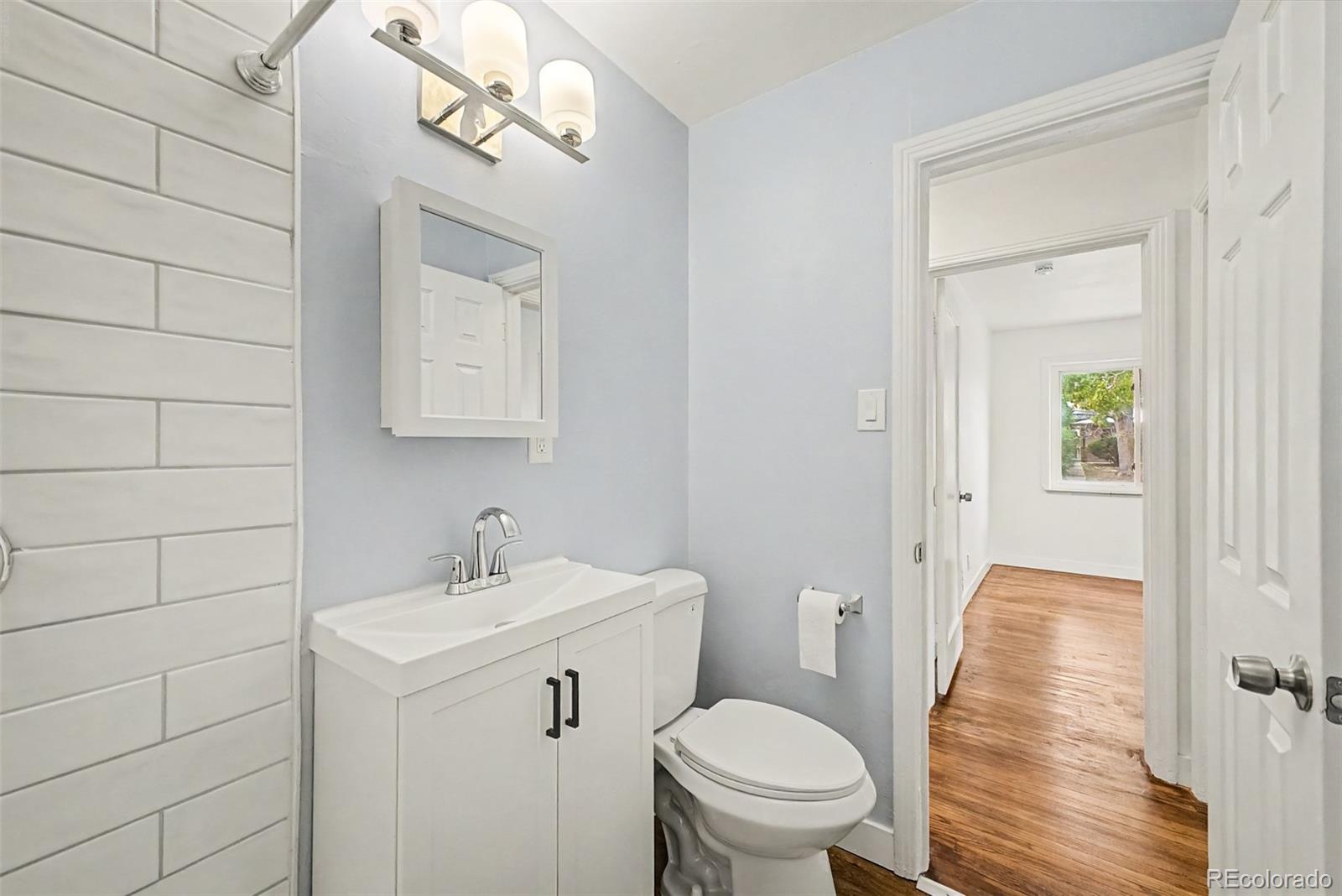 MLS Image #24 for 3440 s dahlia street,denver, Colorado