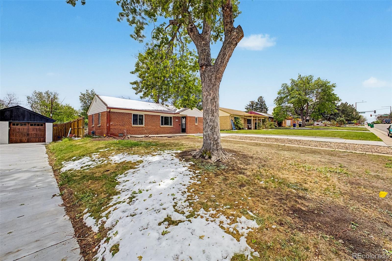 MLS Image #3 for 3440 s dahlia street,denver, Colorado