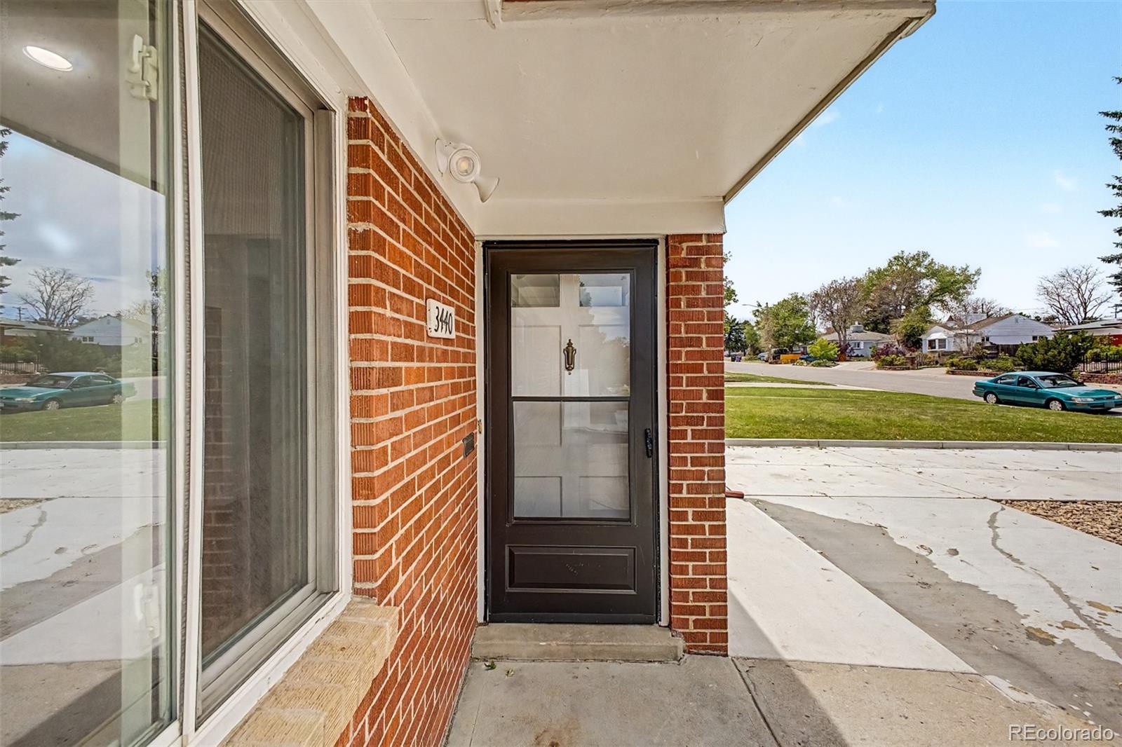 MLS Image #5 for 3440 s dahlia street,denver, Colorado