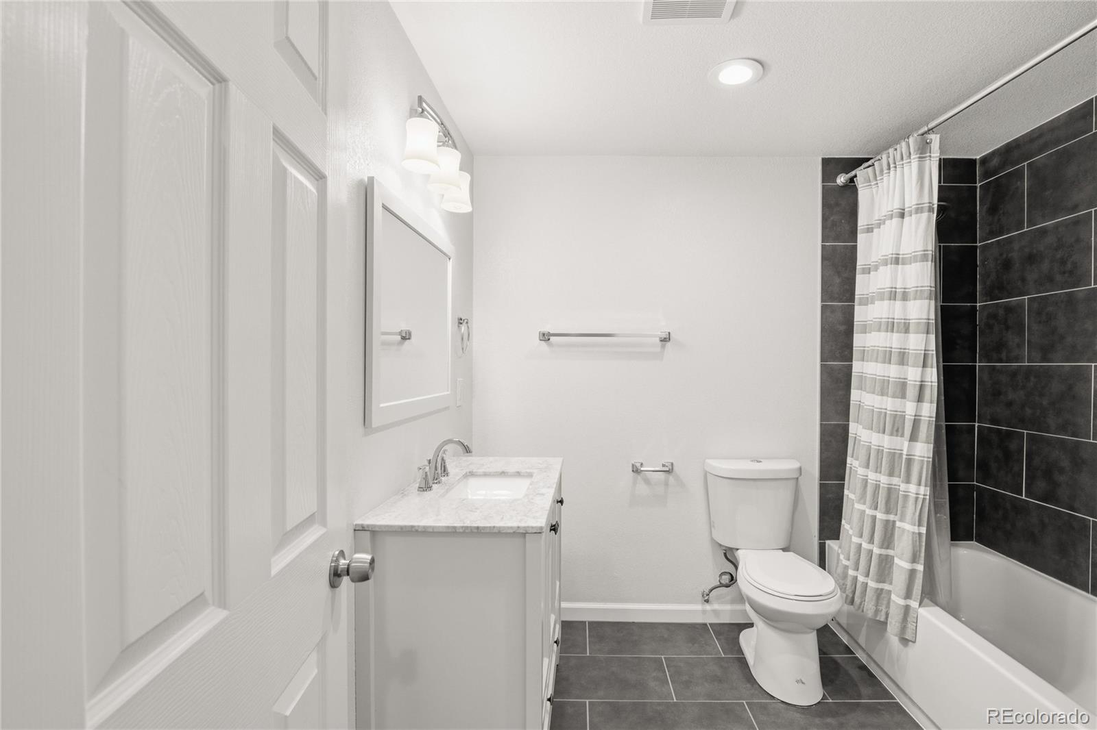 MLS Image #29 for 2108 w 54th avenue,denver, Colorado