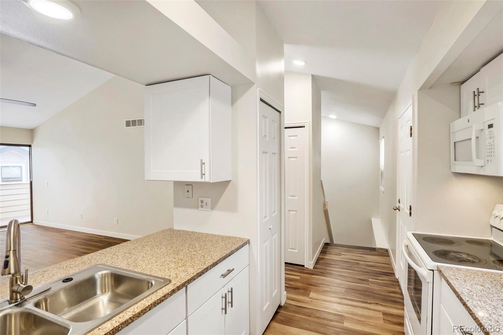 MLS Image #10 for 4136 s rifle way,aurora, Colorado