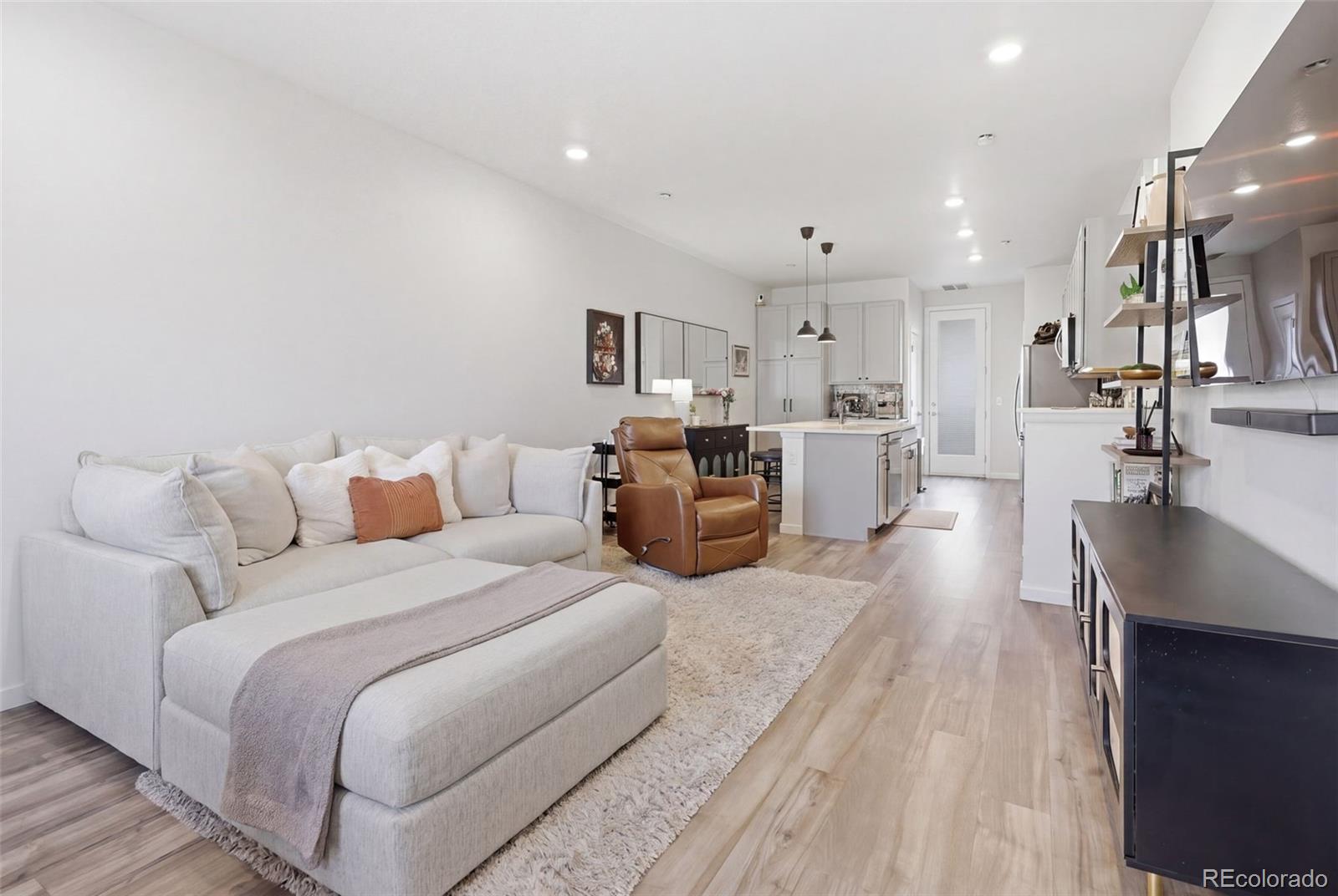MLS Image #4 for 2275  santini trail,littleton, Colorado
