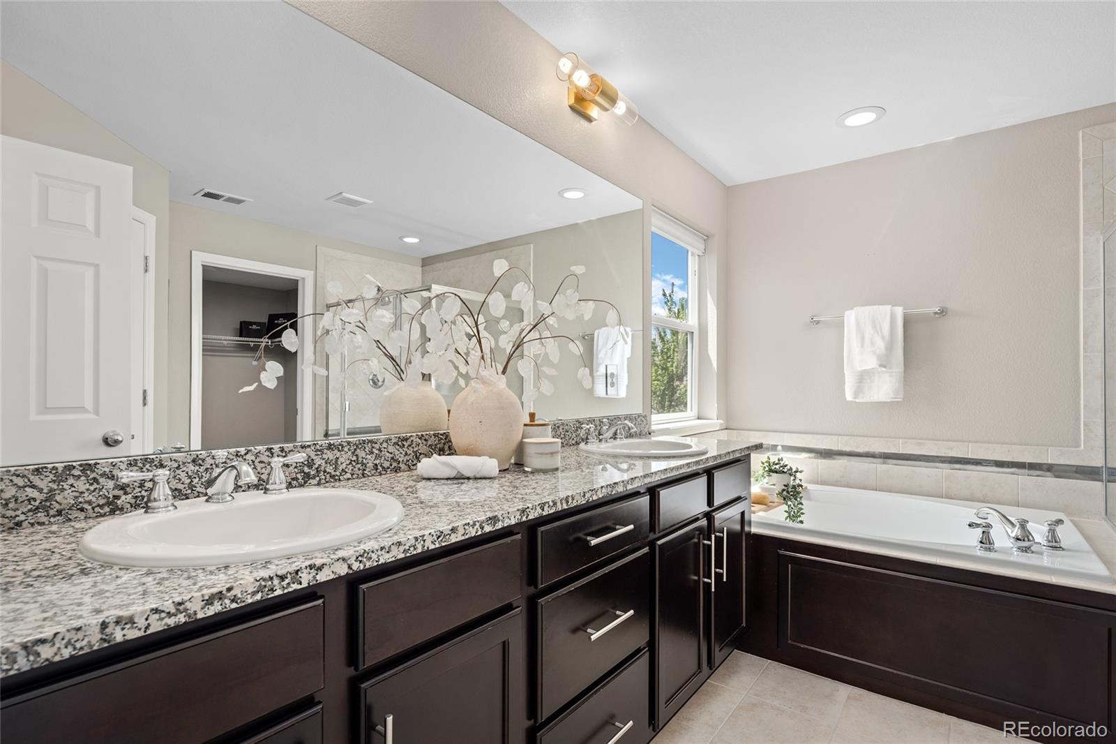 MLS Image #31 for 3614 s xenia street,denver, Colorado