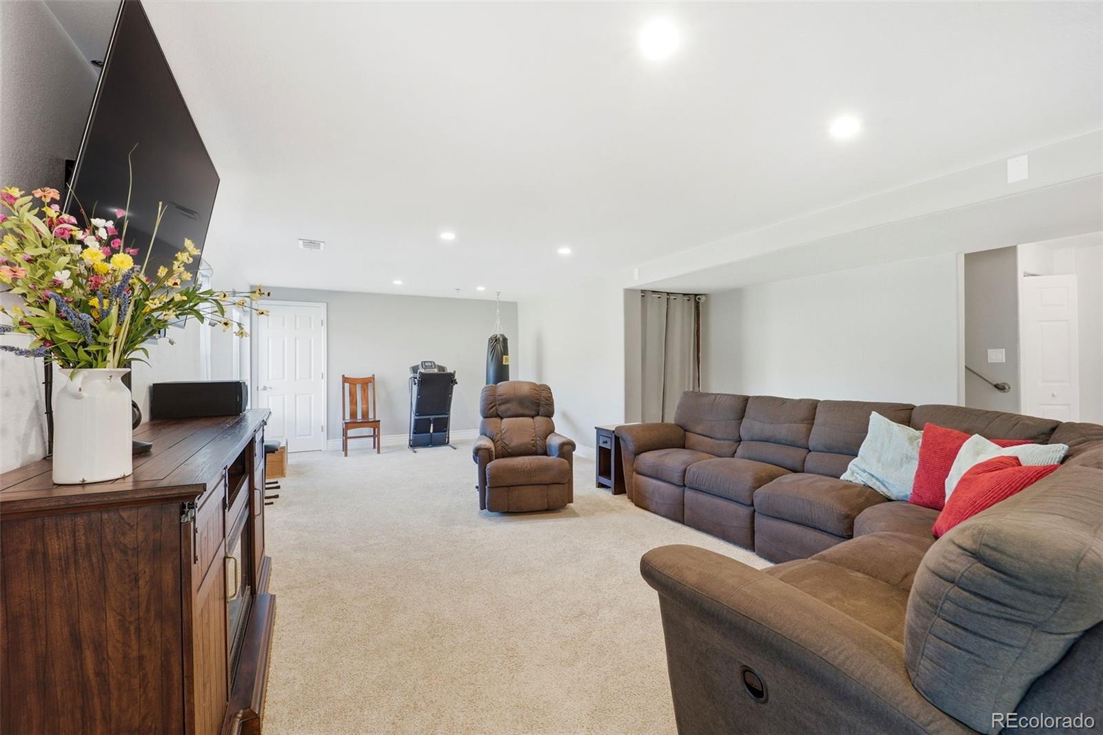 MLS Image #29 for 7703  rampart way,littleton, Colorado