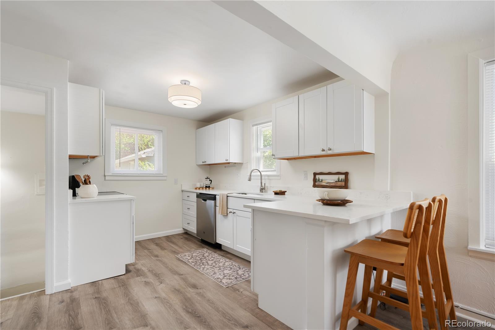 MLS Image #11 for 1650  geneva street,aurora, Colorado