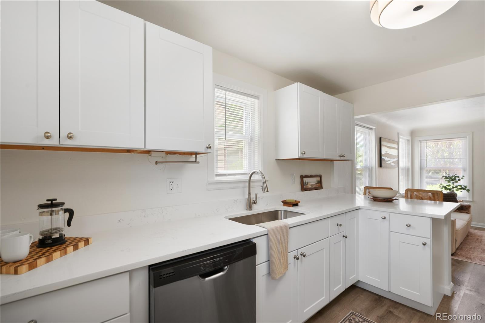 MLS Image #13 for 1650  geneva street,aurora, Colorado