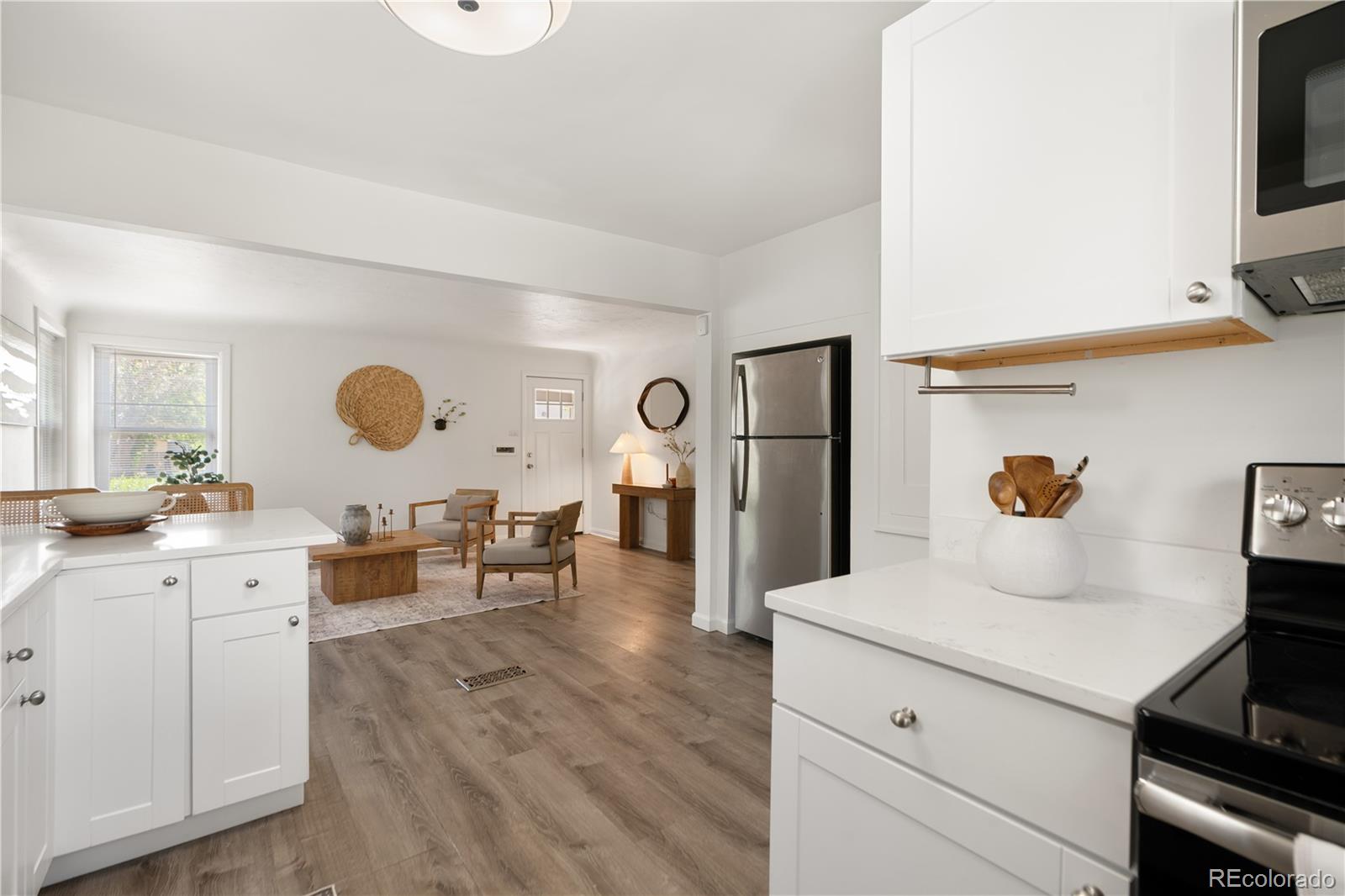 MLS Image #14 for 1650  geneva street,aurora, Colorado