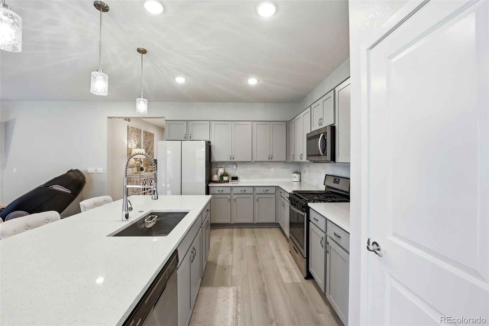 MLS Image #12 for 3836 n catawba way,aurora, Colorado