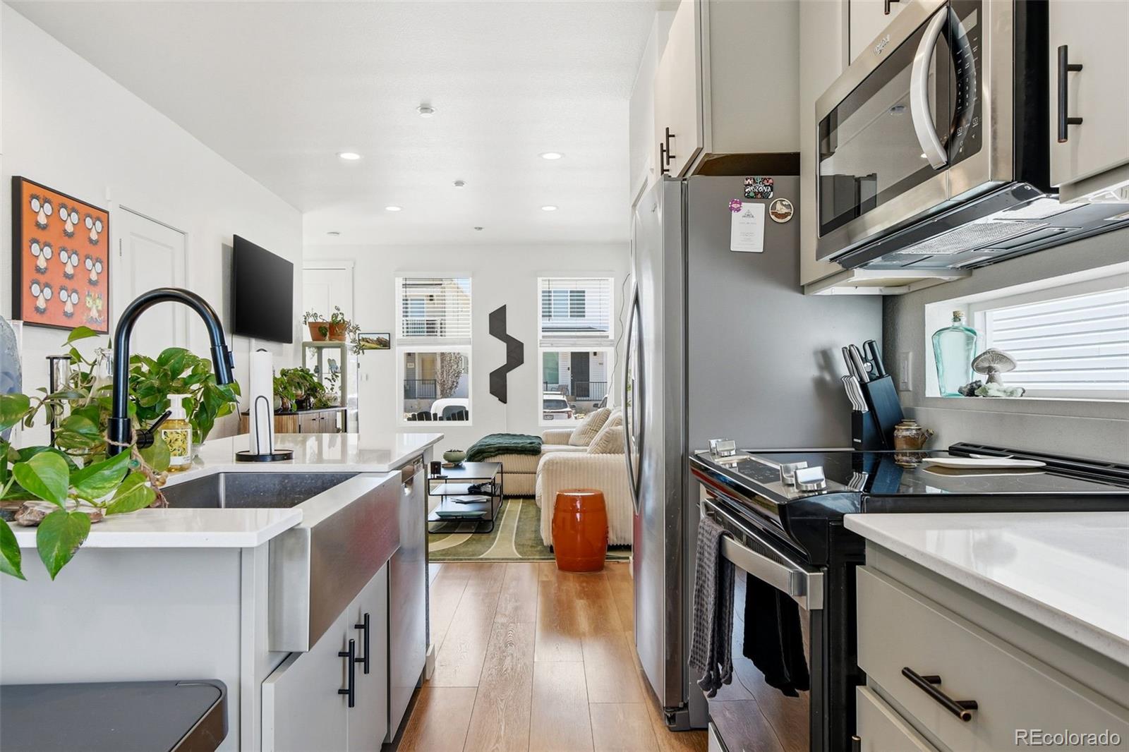 MLS Image #16 for 5026 n walden way,denver, Colorado